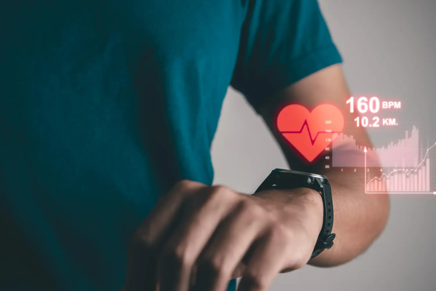 Smartwatch detecta arritmia no pulso de homem, com ícones de batimentos cardíacos ao fundo